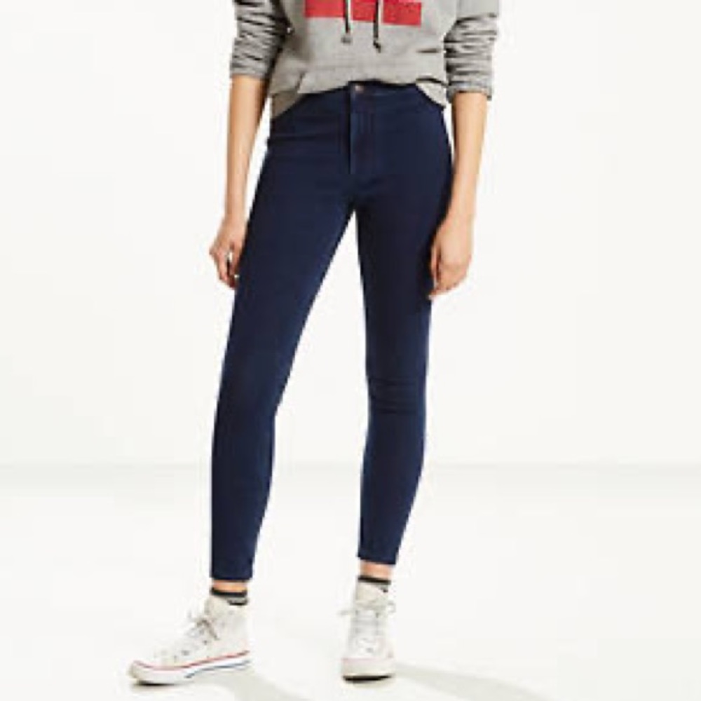 Levi Runaround Super Skinny Jeans